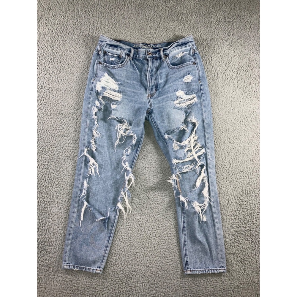 American Eagle Girlfriend Jeans Women 8 Short High Rise‎ Distressed Thrashed